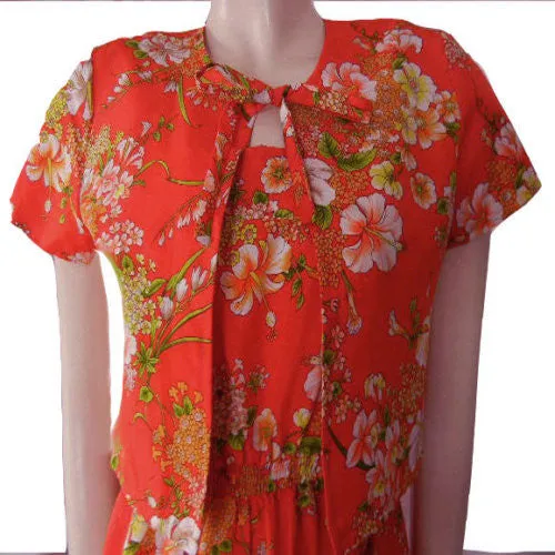 * VINTAGE SWEETHEARTS ARE MADE IN HAWAII HIBISCUS DRESS & JACKET ENSEMBLE IN A GORGEOUS HIBISCUS PRINT IN JUICY PAPAYA