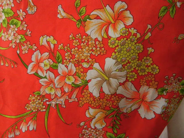 * VINTAGE SWEETHEARTS ARE MADE IN HAWAII HIBISCUS DRESS & JACKET ENSEMBLE IN A GORGEOUS HIBISCUS PRINT IN JUICY PAPAYA