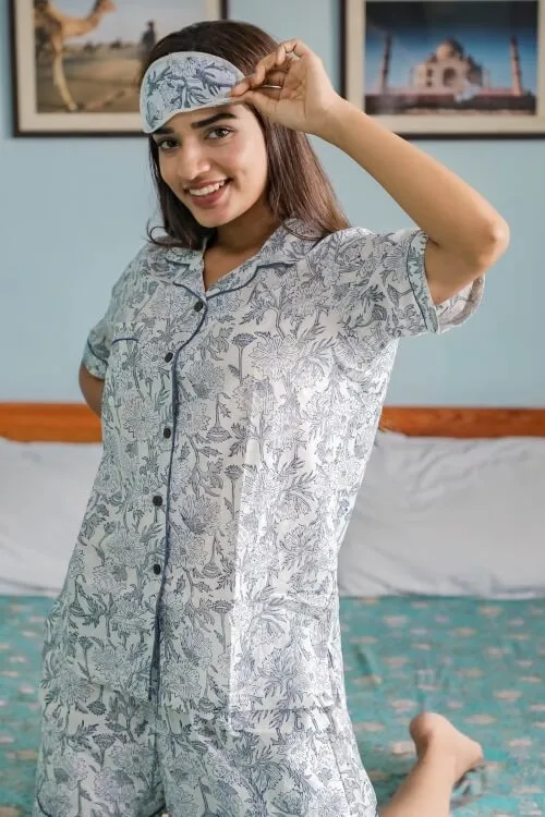 Sootisyahi 'Cozy At Jungle' Hand Printed Cotton Night Suit