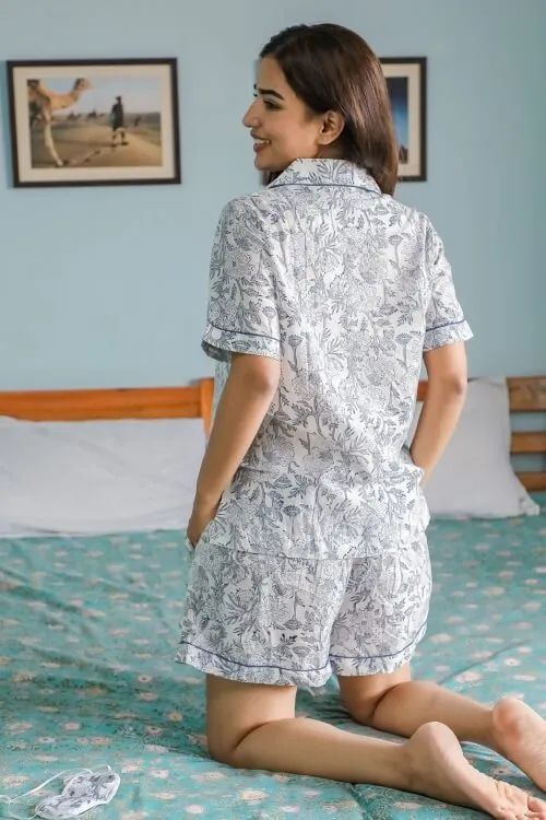 Sootisyahi 'Cozy At Jungle' Hand Printed Cotton Night Suit